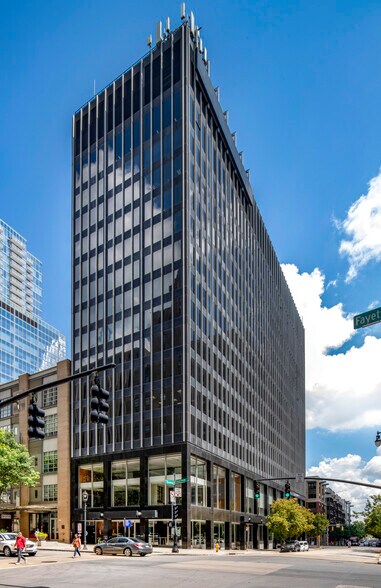 333 Fayetteville St, Raleigh, NC à louer - Photo du bâtiment - Image 3 de 17