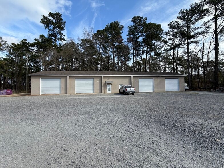 118 Farm Rd, Summerville, SC for lease - Primary Photo - Image 1 of 3