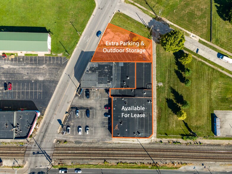 1417 Commerce Ave, Indianapolis, IN à louer - Photo du bâtiment - Image 3 de 15