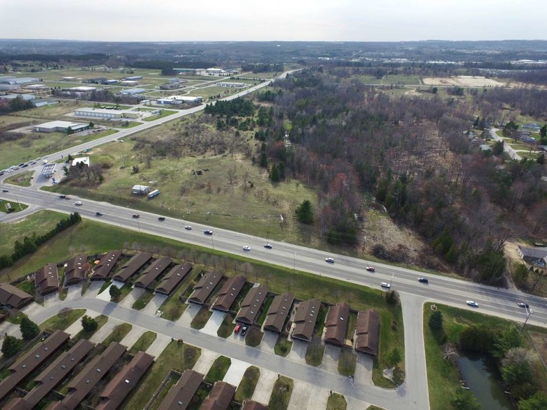 Hammond Rd, Traverse City, MI for sale - Aerial - Image 2 of 14