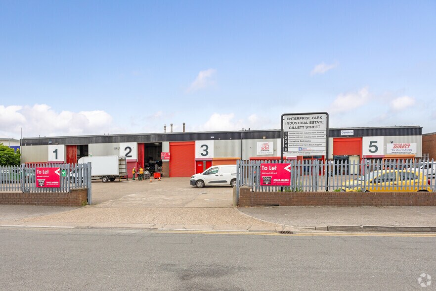 Gillett St, Hull à louer - Photo du bâtiment - Image 1 de 3