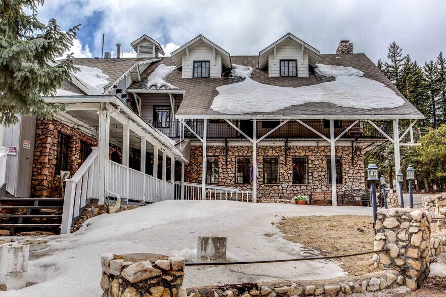 8136 S Brook Forest Rd, Evergreen, CO à vendre - Photo du bâtiment - Image 3 de 44