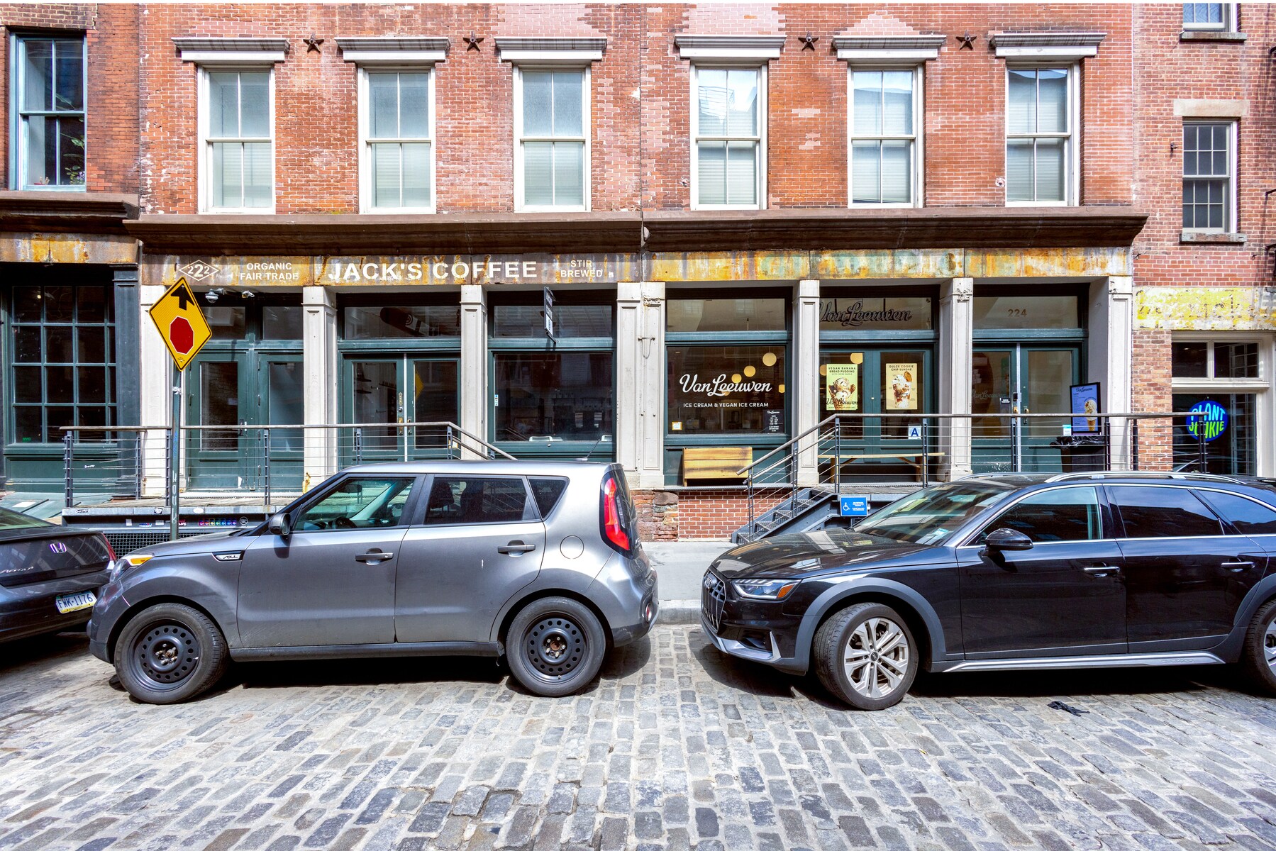 222-224 Front St, New York, NY for lease Building Photo- Image 1 of 6