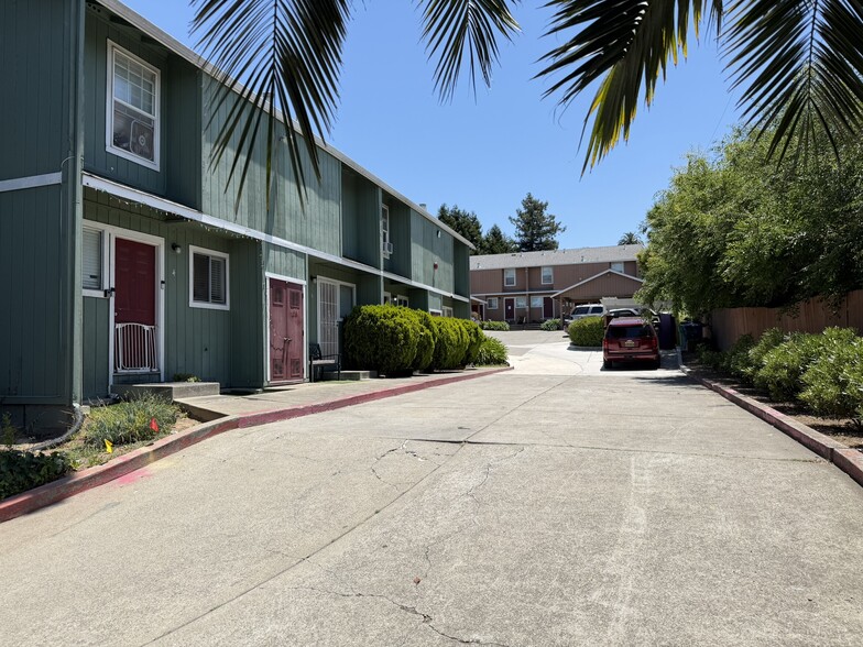 1821 Hill Ave, Hayward, CA for sale - Building Photo - Image 1 of 16