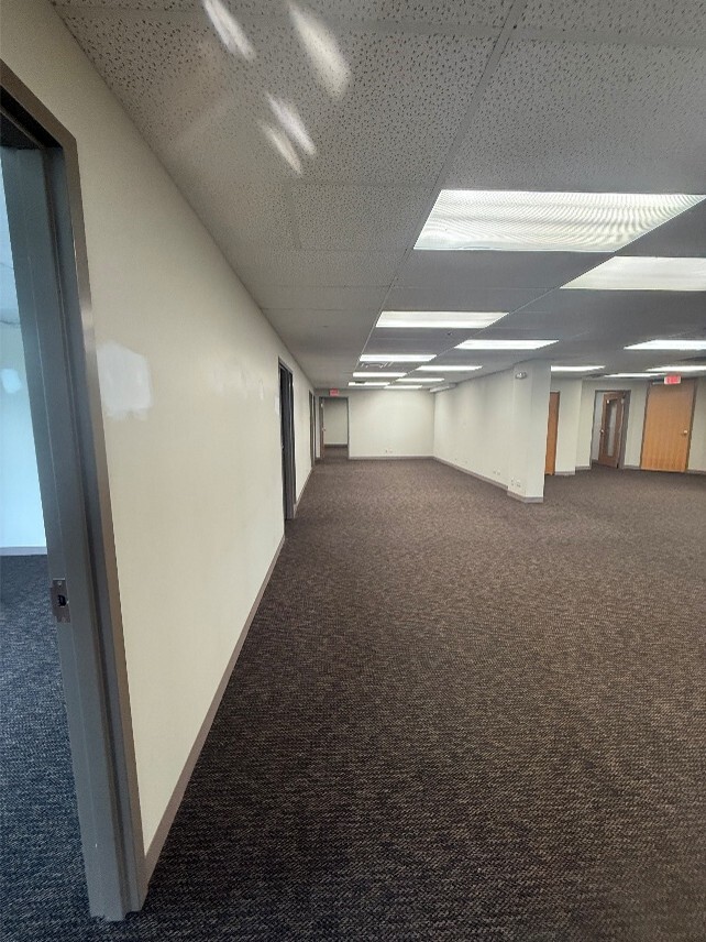 220 W Campus Dr, Arlington Heights, IL for lease Interior Photo- Image 1 of 7