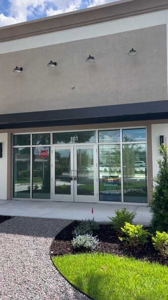 3414 Bell Shoals Rd, Valrico, FL à louer - Vidéo sur l’inscription commerciale - Image 3 de 8