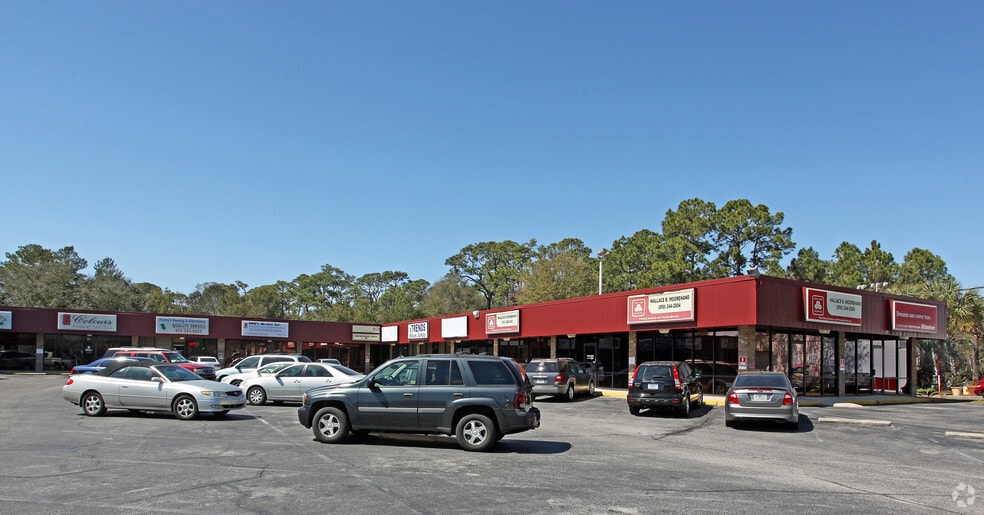 144 Mary Esther Blvd, Mary Esther, FL for sale - Building Photo - Image 2 of 18