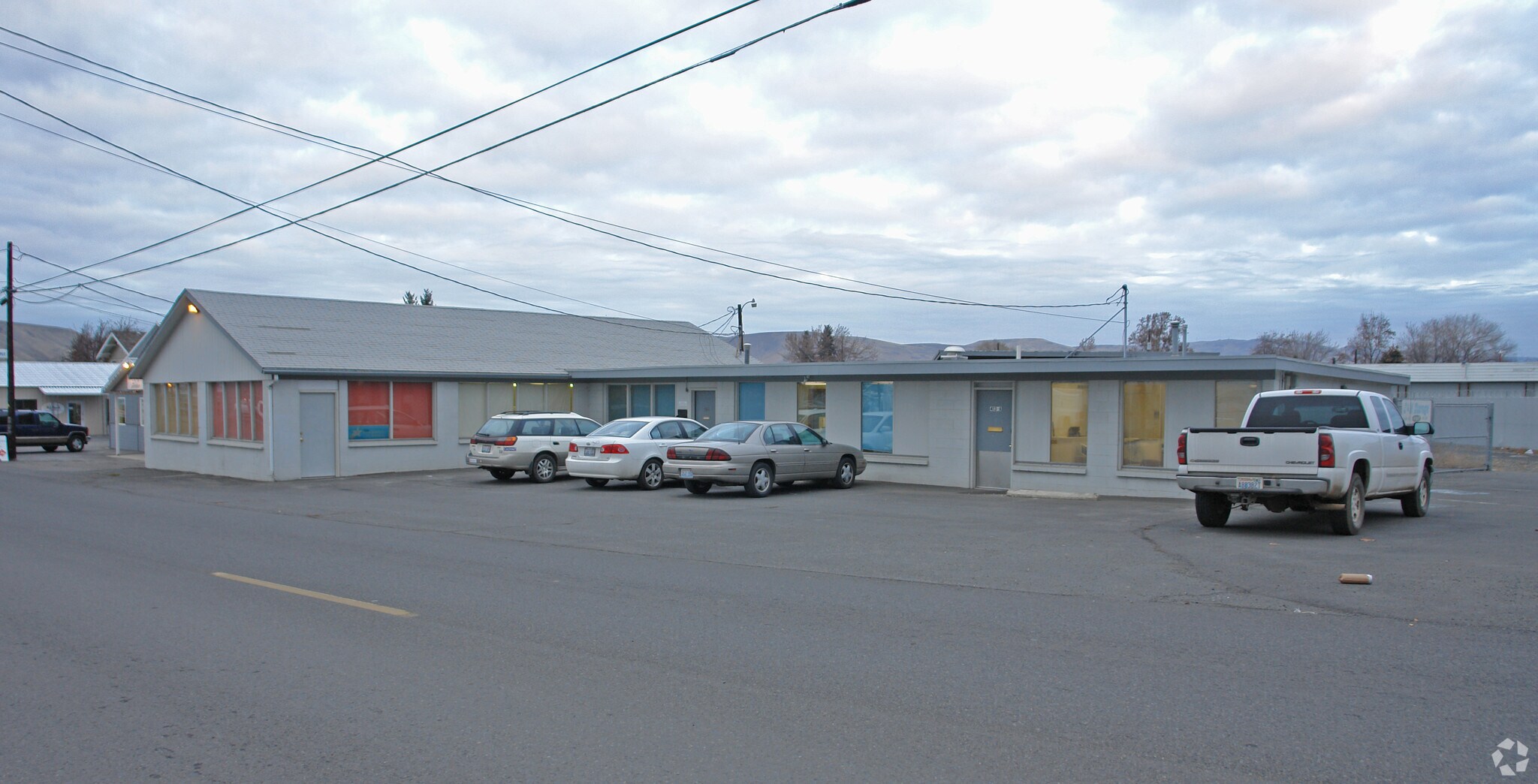 413 N 20th Ave, Yakima, WA for lease Primary Photo- Image 1 of 3