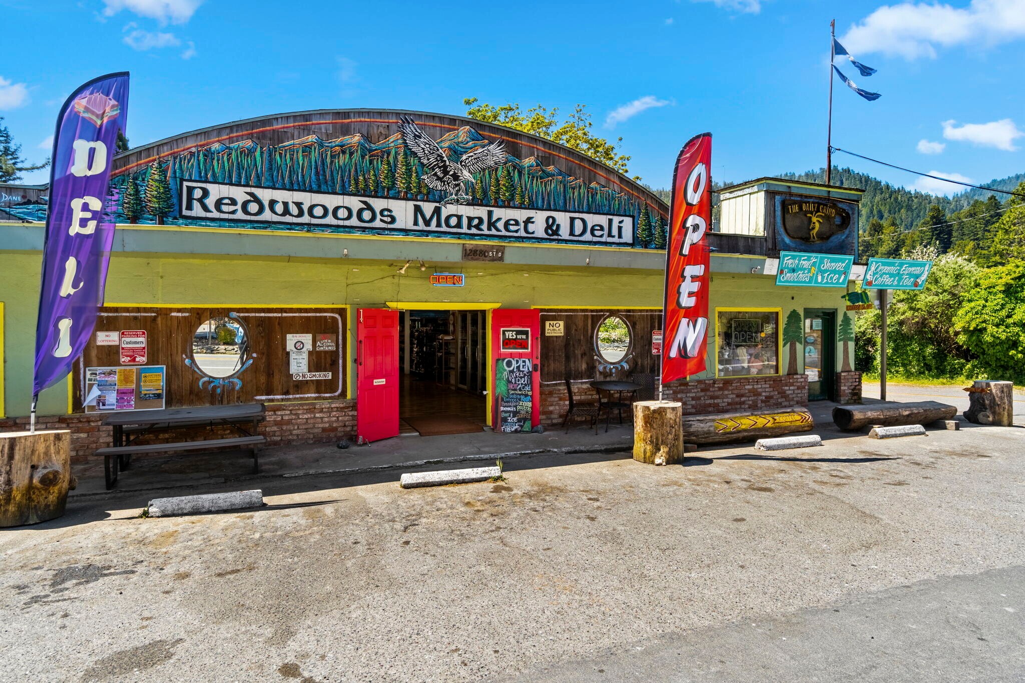 12880 Avenue of the Giants, Myers Flat, CA for sale Primary Photo- Image 1 of 23