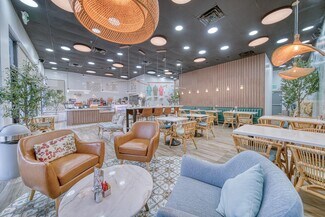 Plus de détails pour 16215-16295 Biscayne Blvd, North Miami Beach, FL - Commerce de détail à louer