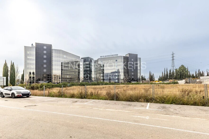 Terrain dans Barberà del Vallès, Barcelona à vendre - Photo du bâtiment - Image 2 de 4