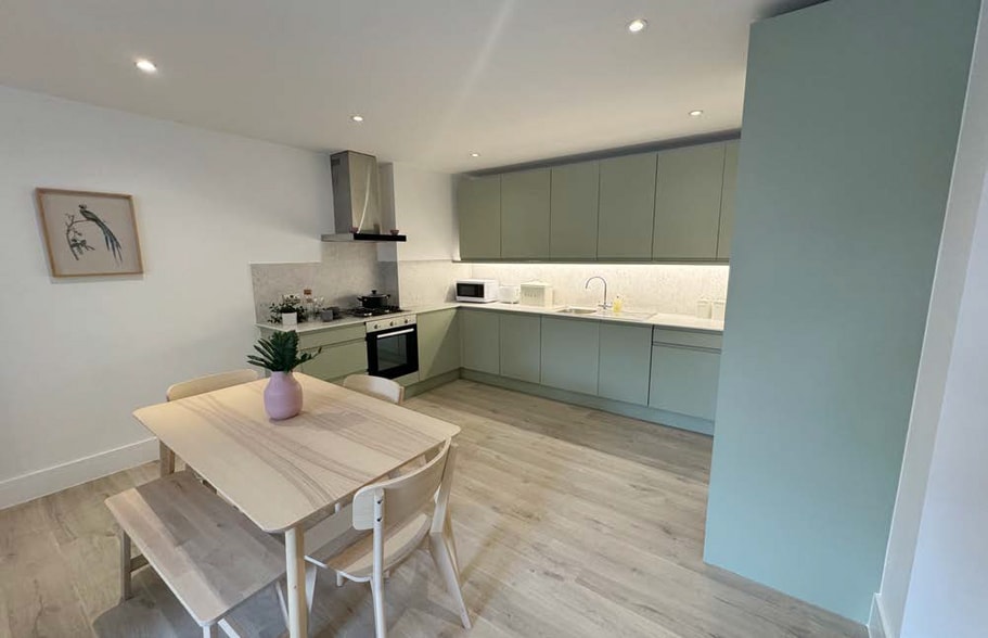 23 Longbrook St, Exeter for sale - Interior Photo - Image 3 of 9