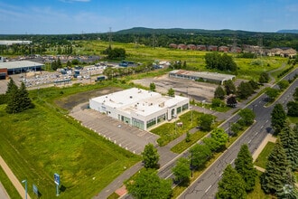 665 Boul Clairevue O, St-Bruno-de-Montarville, QC - AERIAL  map view