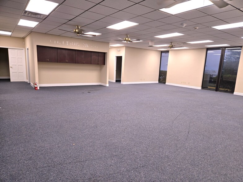 1425 W State Road 434, Longwood, FL for lease - Building Photo - Image 3 of 5