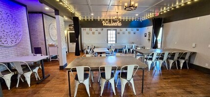 6874 Reinhardt College Pky, Waleska, GA à louer Photo intérieure- Image 2 de 11