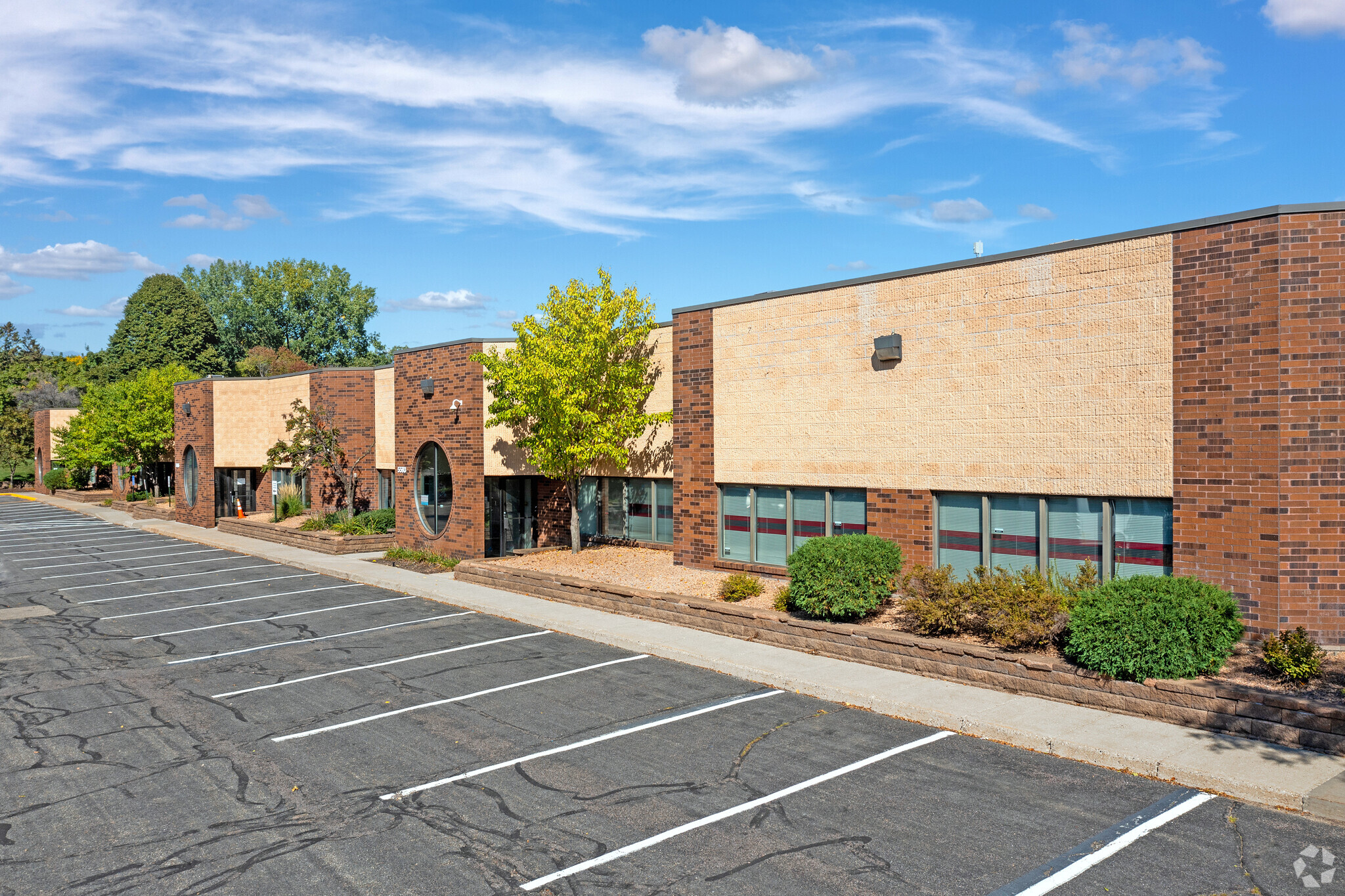 5575-5599 W 78th St, Edina, MN for lease Primary Photo- Image 1 of 5