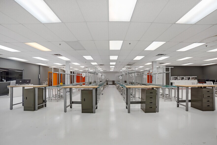 4250 S 76th East Ave, Tulsa, OK à vendre - Photo du bâtiment - Image 3 de 5