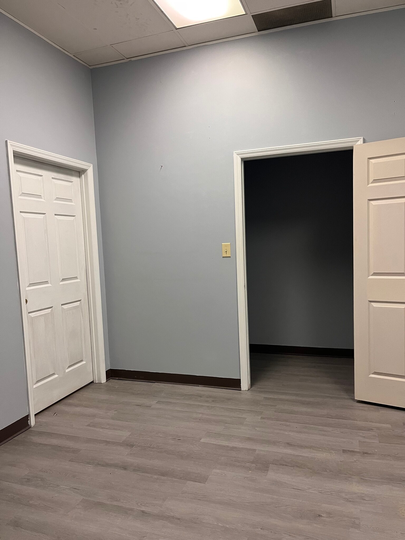 11 Union St S, Concord, NC for lease Interior Photo- Image 1 of 6