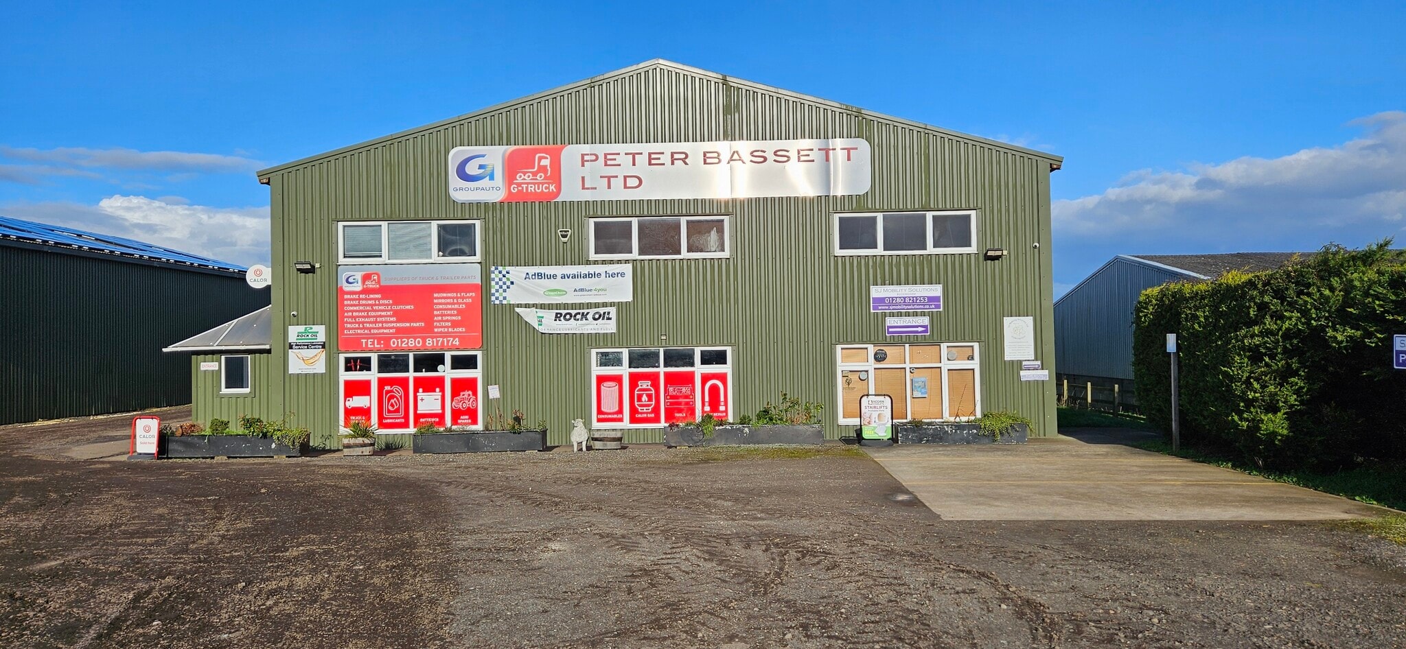 Bufflers Holt, Buckingham for lease Building Photo- Image 1 of 9