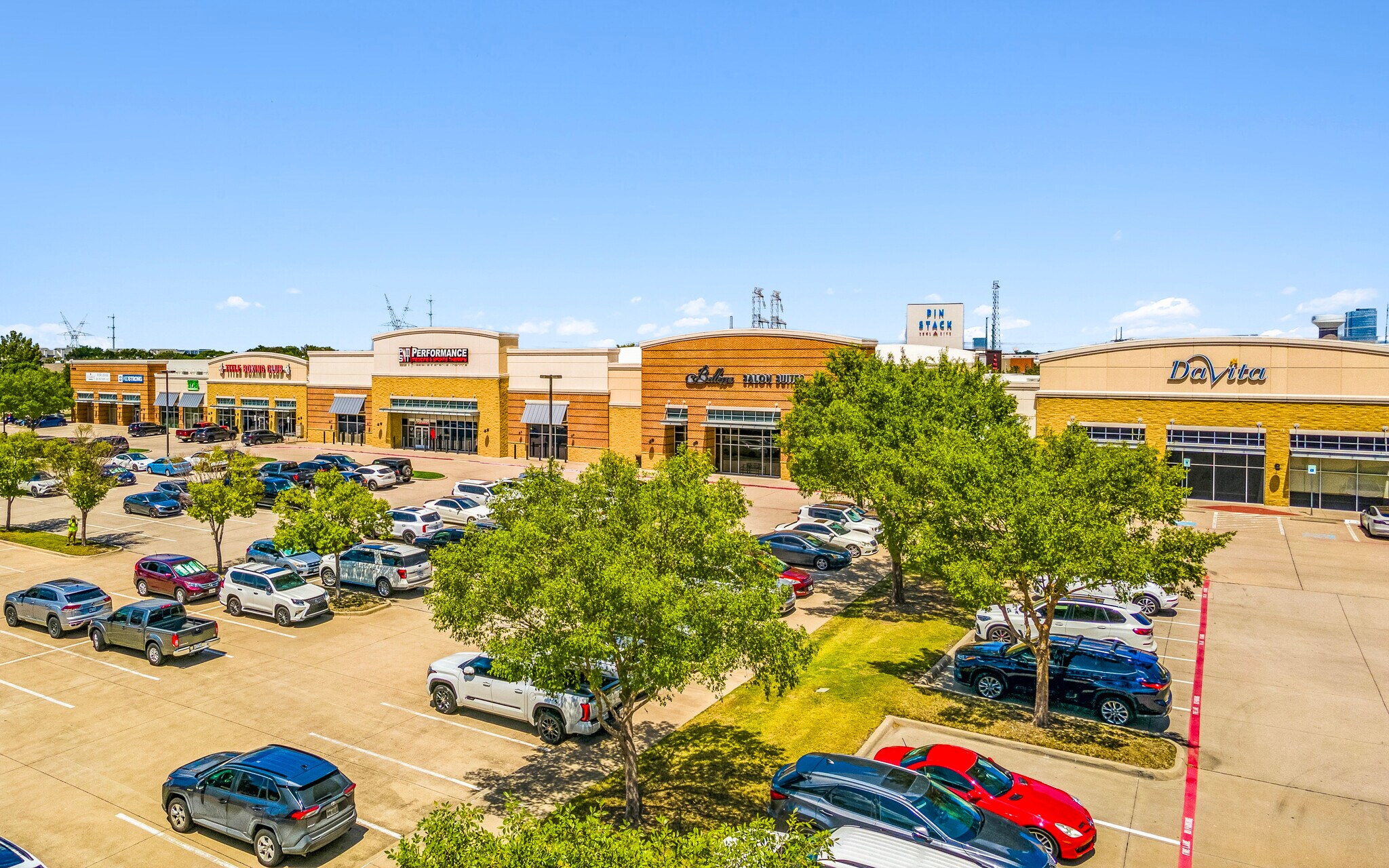 6101 Windhaven Pky, Plano, TX à louer Photo du bâtiment- Image 1 de 2