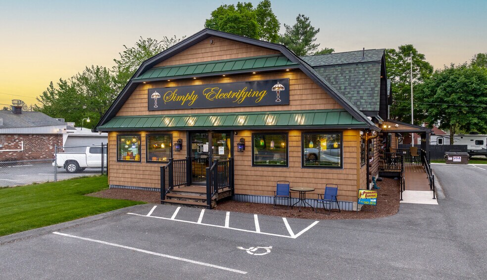 2511 Boston Rd, Wilbraham, MA à vendre - Photo du bâtiment - Image 2 de 41