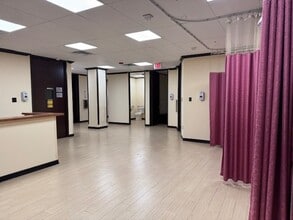 9810 FM 1960 Bypass Rd W, Humble, TX for lease Interior Photo- Image 1 of 7