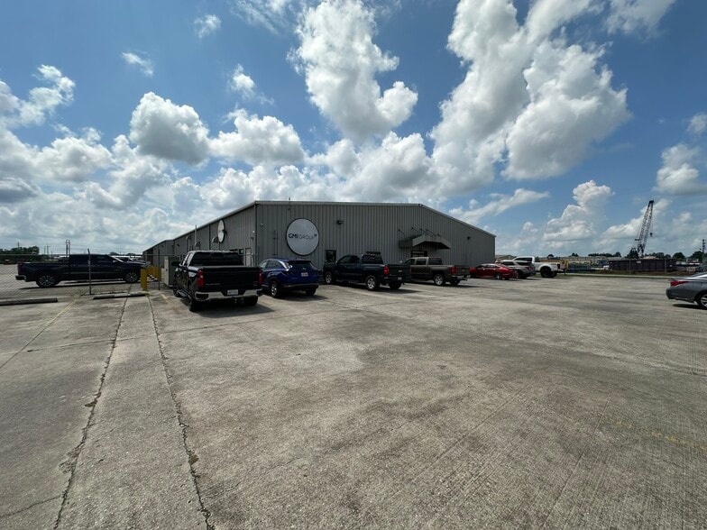 101 S Bernard Rd, Broussard, LA à vendre - Photo du bâtiment - Image 3 de 18