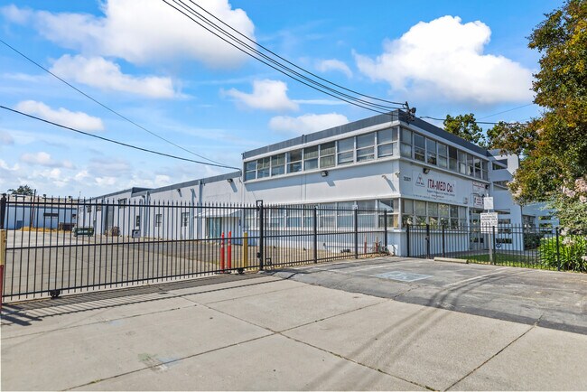 Plus de détails pour Huntwood warehouses – Industriel à vendre, Hayward, CA