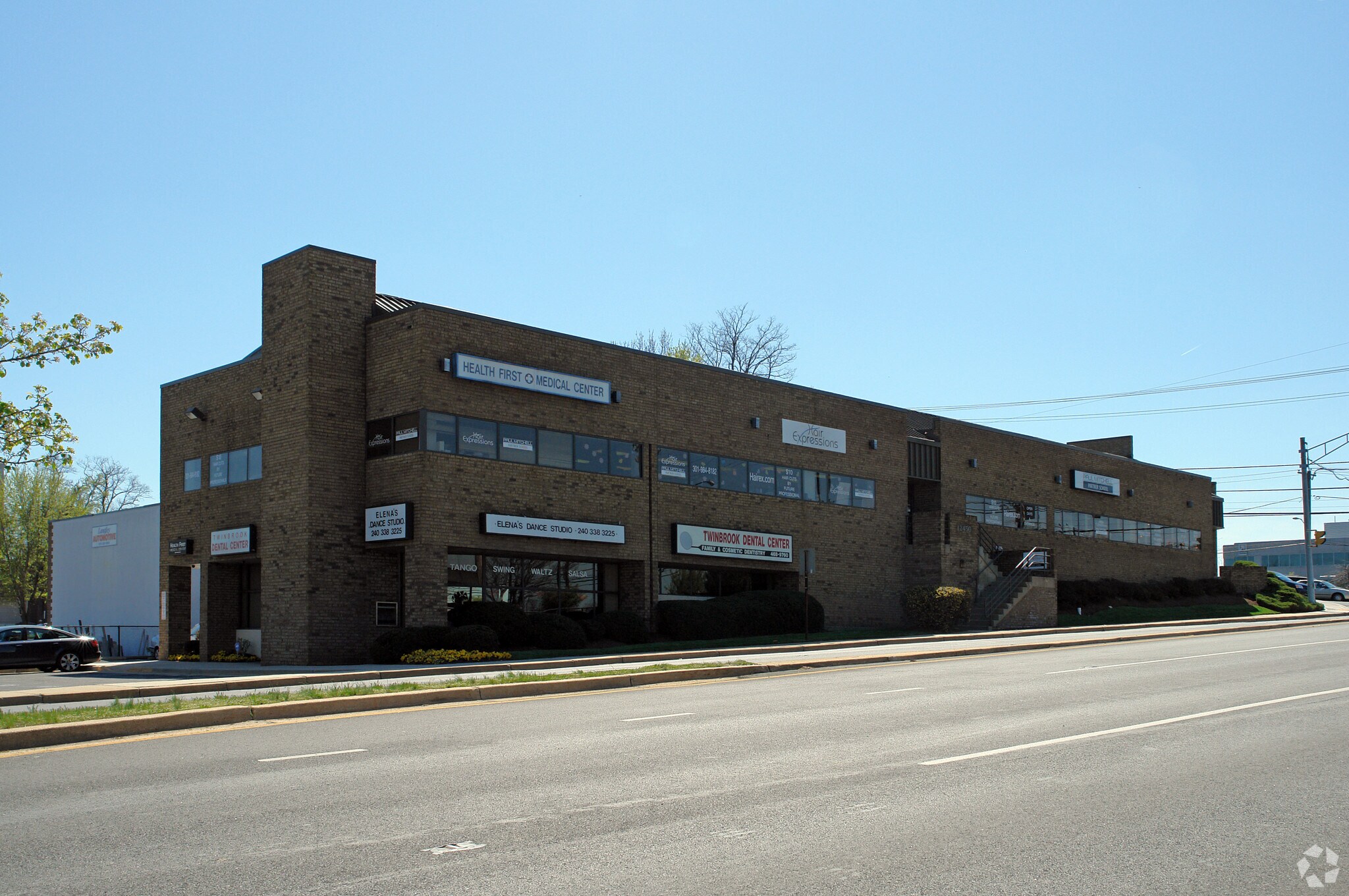 12450 Parklawn Dr, Rockville, MD à louer Photo du bâtiment- Image 1 de 8