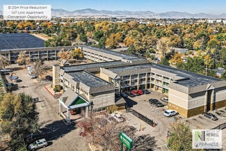 Plus de détails pour 715 Kipling St, Lakewood, CO - Services hôteliers à vendre