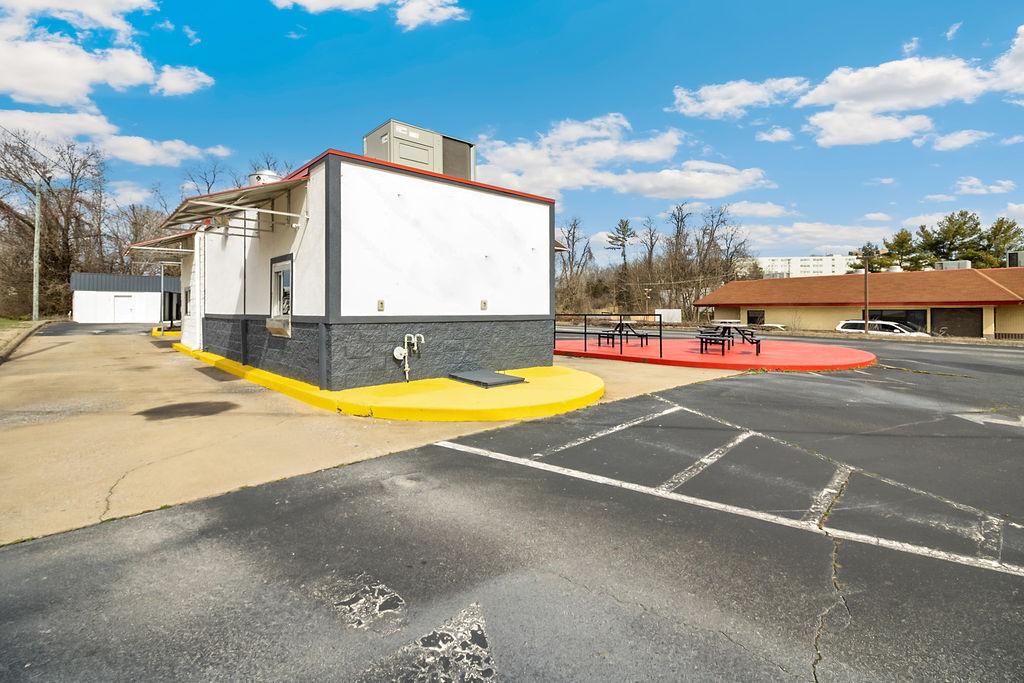 1365 E Andrew Johnson Hwy, Greeneville, TN for sale Building Photo- Image 1 of 1