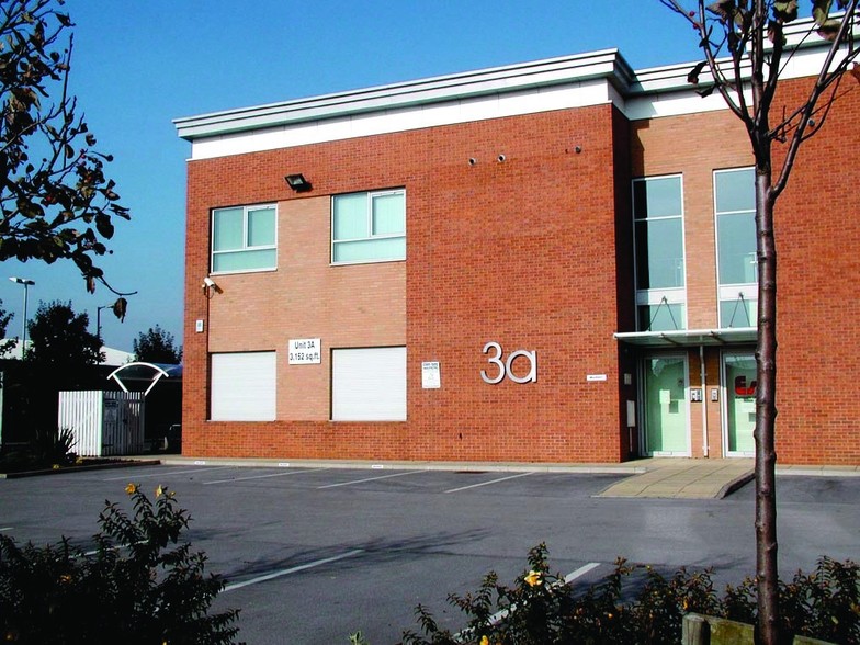 3A-3B Tribune Way, York for lease - Building Photo - Image 3 of 9