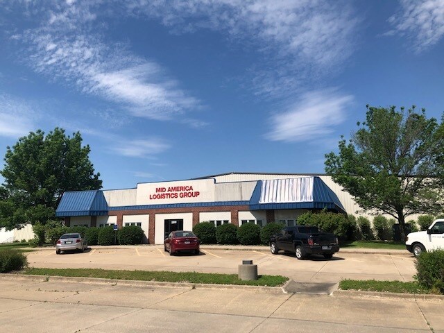 2800 SE Enterprise Dr, Grimes, IA à louer Photo principale- Image 1 de 7