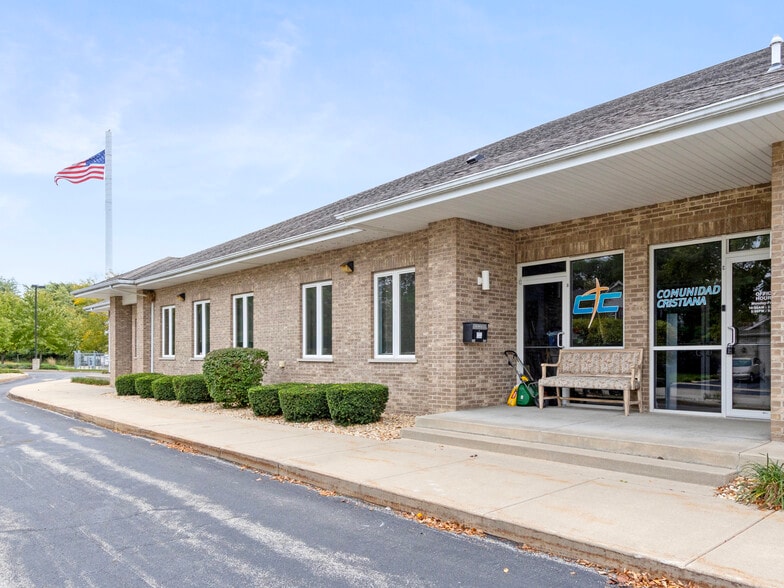 1002 129th Infantry Dr, Joliet, IL for sale - Building Photo - Image 3 of 9