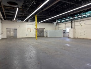 567 S Leonard St, Waterbury, CT for lease Building Photo- Image 1 of 9