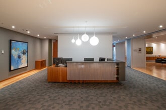 2505 Boul Laurier, Québec, QC à louer Photo intérieure- Image 1 de 6