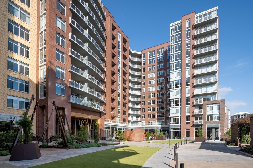 3400 Potomac Ave, Arlington, VA for lease - Primary Photo - Image 1 of 41