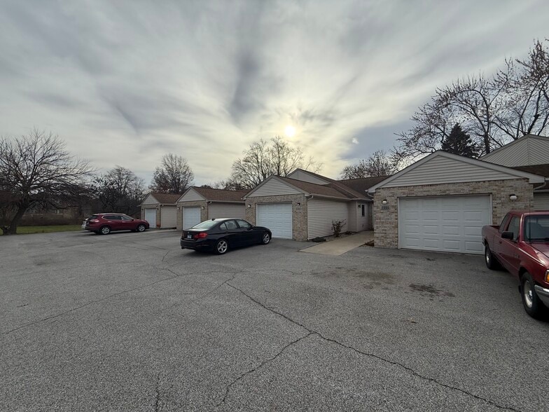 1230-1256 Lake Charles Ave, Porter, IN à vendre - Photo du bâtiment - Image 3 de 13