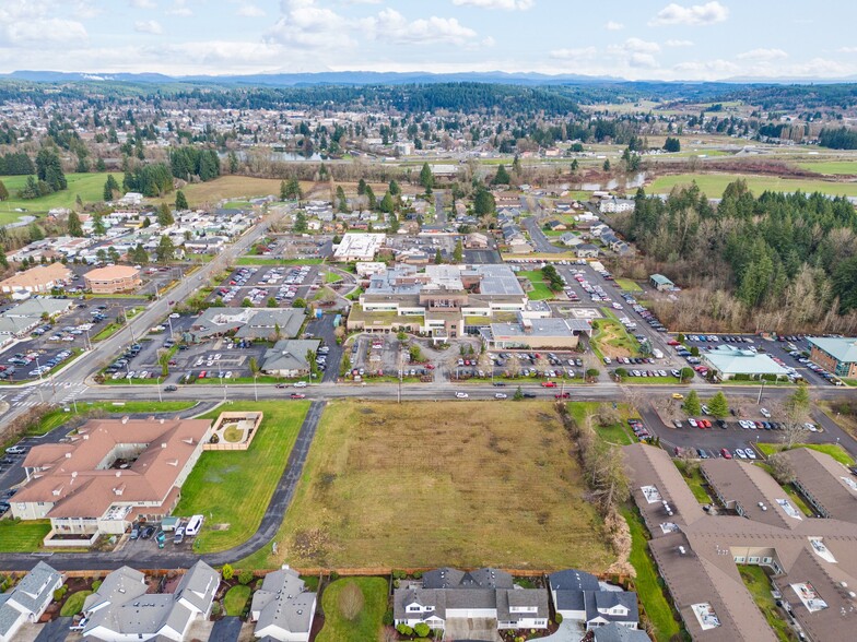 909 S Scheuber Rd, Centralia, WA à vendre - Photo du bâtiment - Image 3 de 21