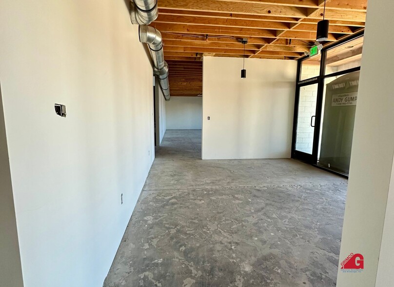 6844-46 Lankershim Blvd, North Hollywood, CA for lease - Interior Photo - Image 3 of 12