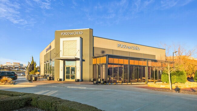 More details for 13810 N Pennsylvania Ave, Oklahoma City, OK - Retail for Sale