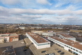 2212A Gladwin Cres, Ottawa, ON - AÉRIEN Vue de la carte