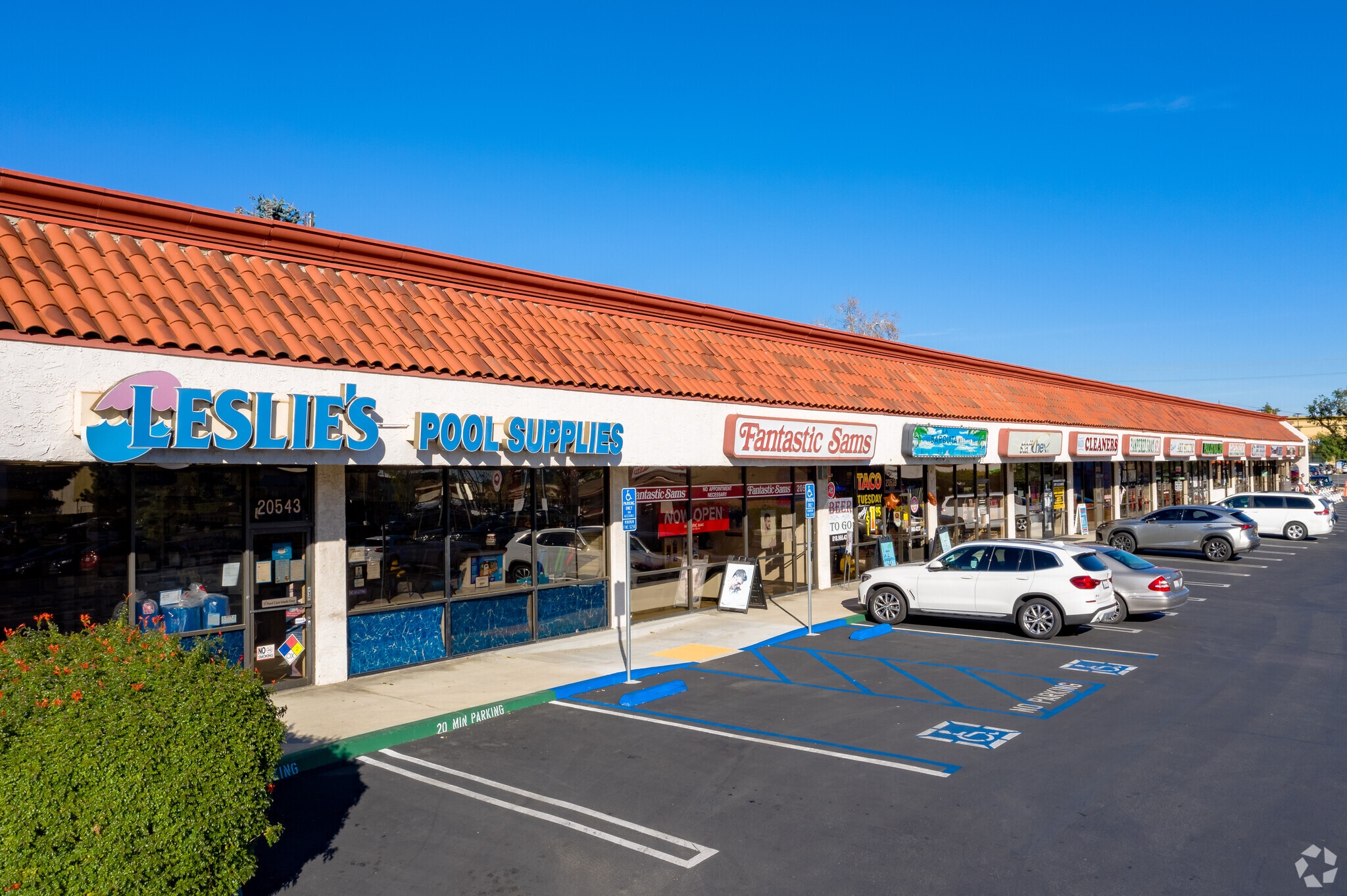 20517-20543 Devonshire St, Chatsworth, CA for lease Primary Photo- Image 1 of 5