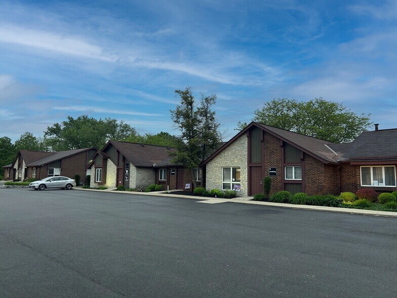 1251 Nilles Rd, Fairfield, OH à vendre - Photo du bâtiment - Image 2 de 24