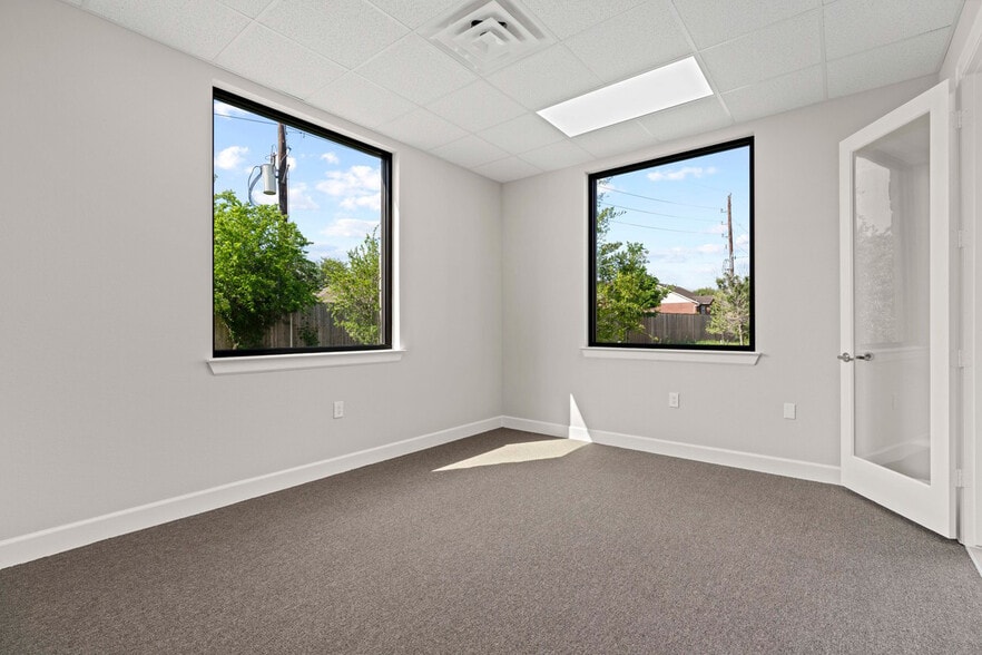 25145 Star Ln, Katy, TX for lease - Building Photo - Image 3 of 17