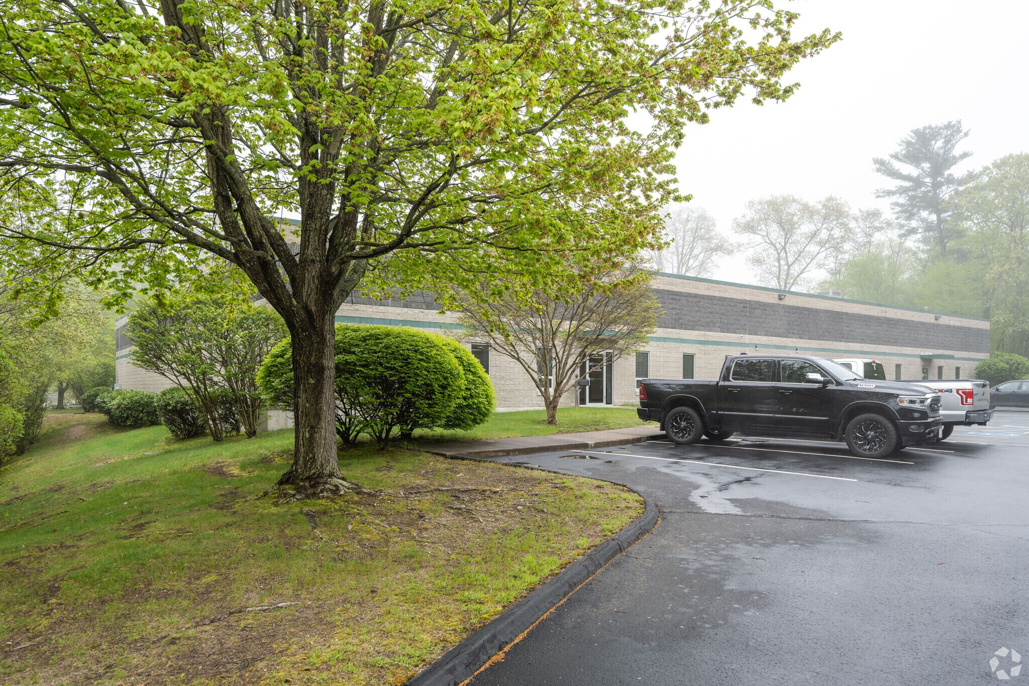 41 Sharp St, Hingham, MA à louer Photo principale- Image 1 de 6