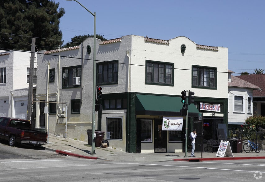 2101-2103 14th Ave, Oakland, CA for lease - Primary Photo - Image 1 of 3