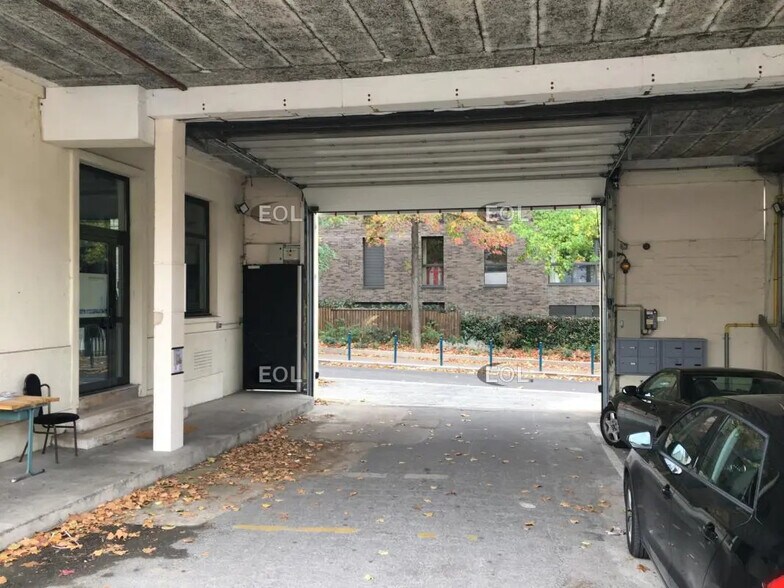 Flex dans Pantin à louer - Photo du bâtiment - Image 3 de 4