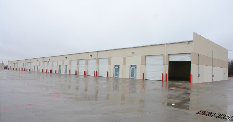 5317 Superior Pky, Fort Worth, TX à louer - Photo du bâtiment - Image 2 de 17