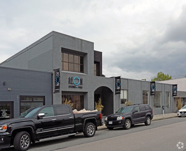 117 W 5th Ave, Vancouver, BC à vendre - Photo du bâtiment - Image 2 de 3